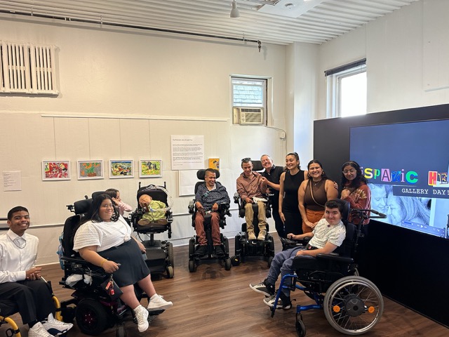 IMG_0546 Medium Groupp in wheelchairs